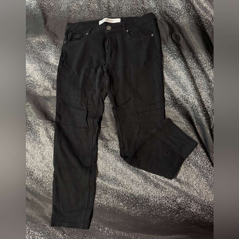 Almost Famous Black Ankle Pants
